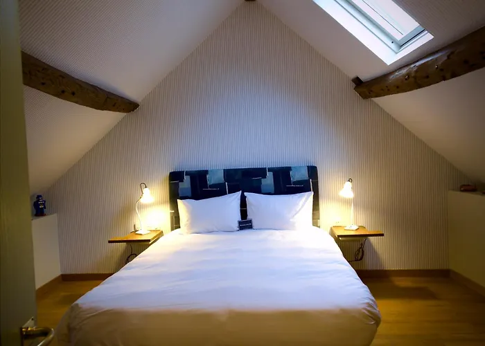 56 Gasthuis Senlis (Oise)